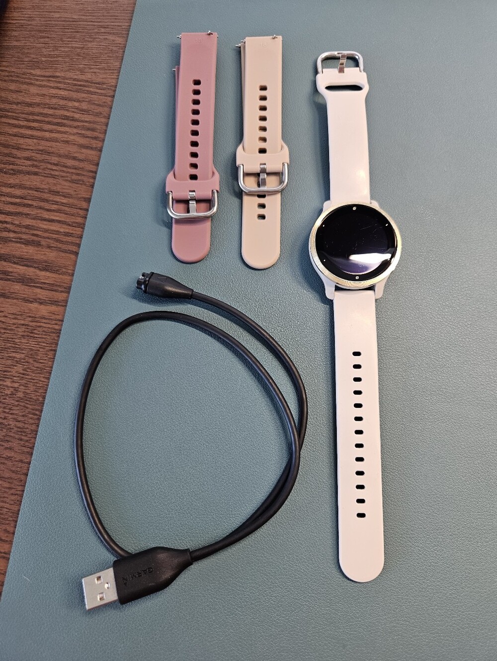 Garmin Venu 2s White Smartwatch with Pink and Beige Interchangeable Bands